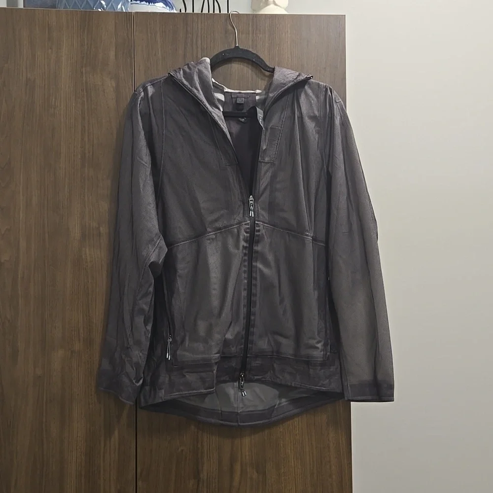 Lululemon-Lab Men's Saura Jacket Black Granite-Size Small